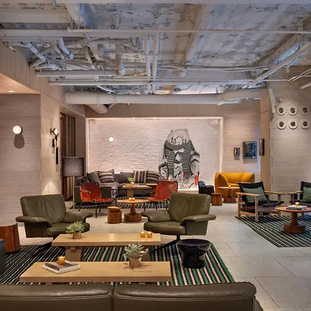 Hotel Moxy Nyc Times Square